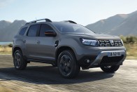 Extrém kivitellel lép át 2022-be a Dacia Duster 36