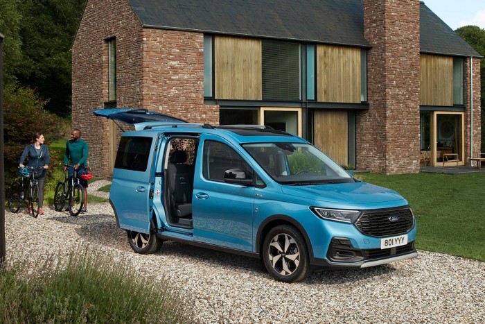 Felpörög a villamosítás a Fordnál 2022-ben 7