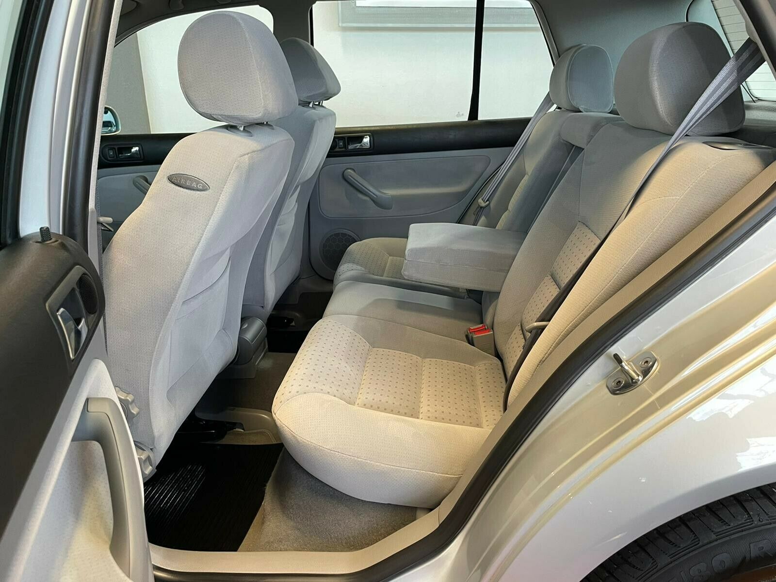 Íme egy használt Volkswagen Golf IV, amit azonnal behoznál németből 5