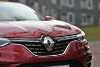 Háromhengeres belépő, mégsem a világ vége – Renault Mégane GrandCoupé 31