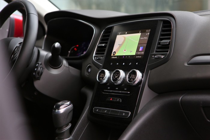 Háromhengeres belépő, mégsem a világ vége – Renault Mégane GrandCoupé 44 Háromhengeres belépő, mégsem a világ vége – Renault Mégane GrandCoupé 44