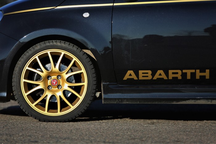 Abarth 595 – Megáll az idő 120 Abarth 595 – Megáll az idő 120