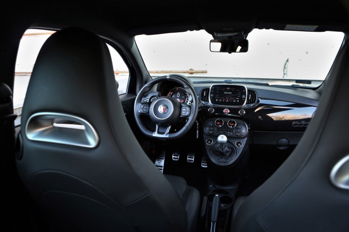 Abarth 595 – Megáll az idő 115 Abarth 595 – Megáll az idő 115