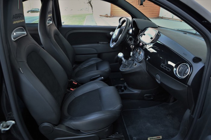 Abarth 595 – Megáll az idő 117 Abarth 595 – Megáll az idő 117