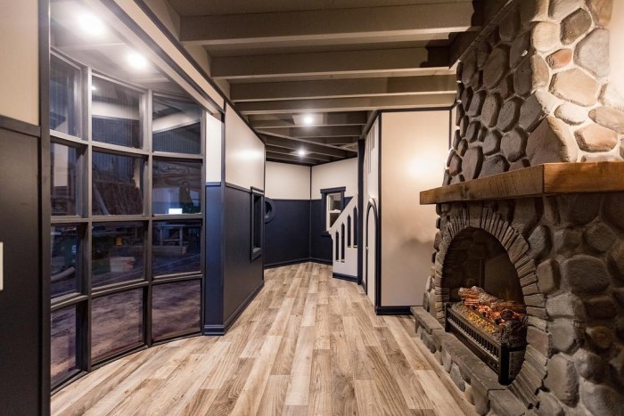 Milliárdos kölyköknek épít játszóházakat egy cég 6 | Vezess Milliárdos kölyköknek épít játszóházakat egy cég 6