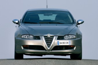 Ha elég erős a szerelem, akkor ajánlható egy használt Alfa Romeo GT? 