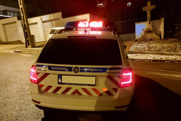 Mit csináljak, ha belém jött valaki? 19 Mit csináljak, ha belém jött valaki? 19