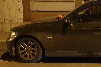 Egy BMW-s kézműves megoldása Budapesten a tolvajok és az időjárás ellen