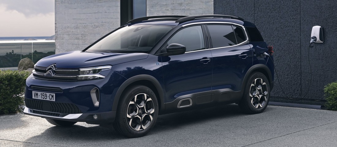 Karakteresebb megjelenés, változatlan technika