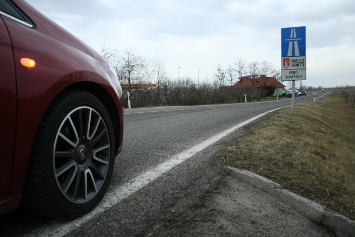 Hasznos újdonság a magyar autósoknak