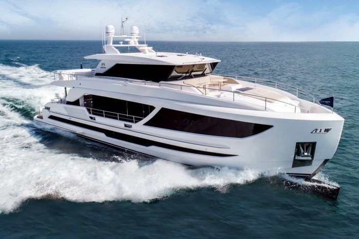 Okostelefonnal vezérelhető ez a luxusjacht