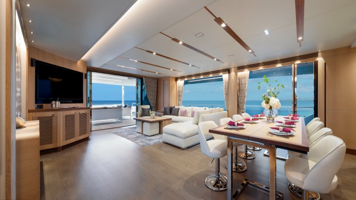 Okostelefonnal vezérelhető ez a luxusjacht 3