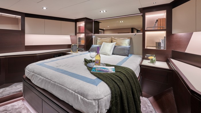 Okostelefonnal vezérelhető ez a luxusjacht 6