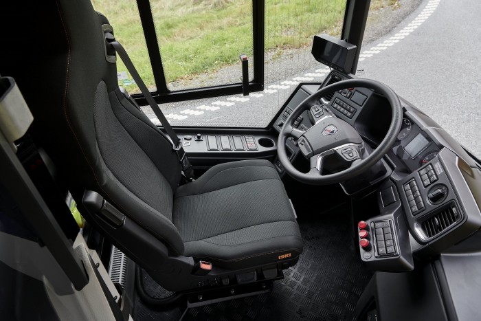 Vadonatúj intercity buszt villantott a Scania 2