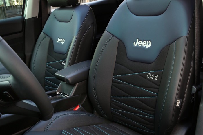 Bővíti hibridkínálatát a Jeep 7