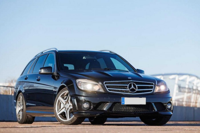 Kalapács alá kerül Schumacher korábbi Mercedese