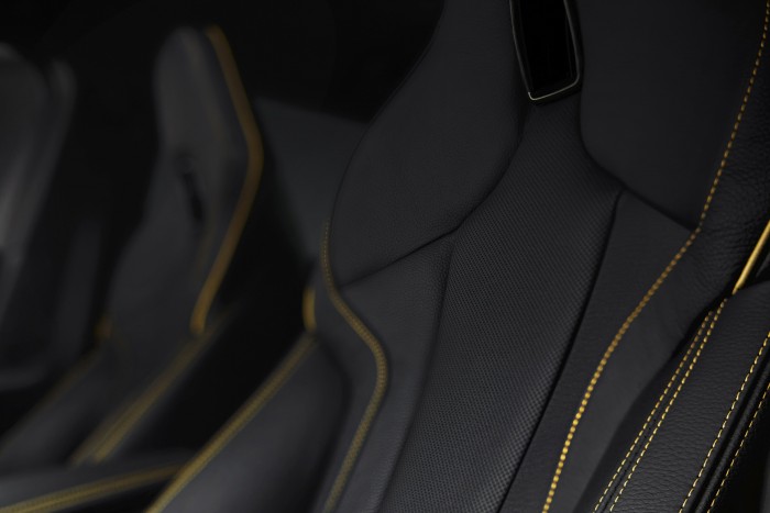 Tündérkirálynak öltözött ez a BMW 8 | Vezess Tündérkirálynak öltözött ez a BMW 8