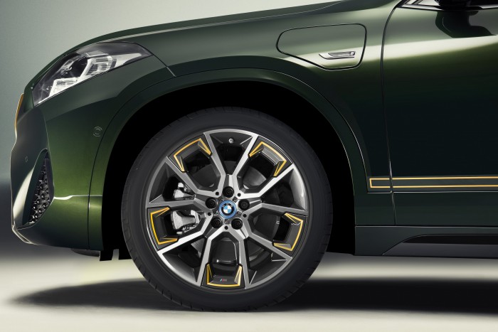 Tündérkirálynak öltözött ez a BMW 7 | Vezess Tündérkirálynak öltözött ez a BMW 7