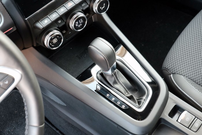 Terepkupé féláron, hibrid hajtással – Renault Arkana teszt 90 Terepkupé féláron, hibrid hajtással – Renault Arkana teszt 90