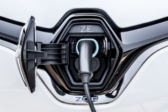 A Renault is csak villanyautót fog gyártani