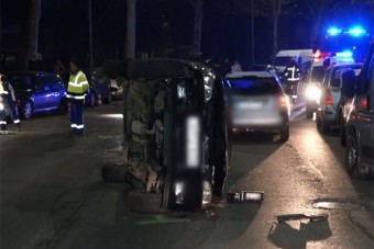 Hat autót tört össze egy részeg Szombathelyen, videón a pusztítás