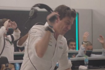 F1: Lelépett a szponzor a Mercitől, akiből viccet csináltak 