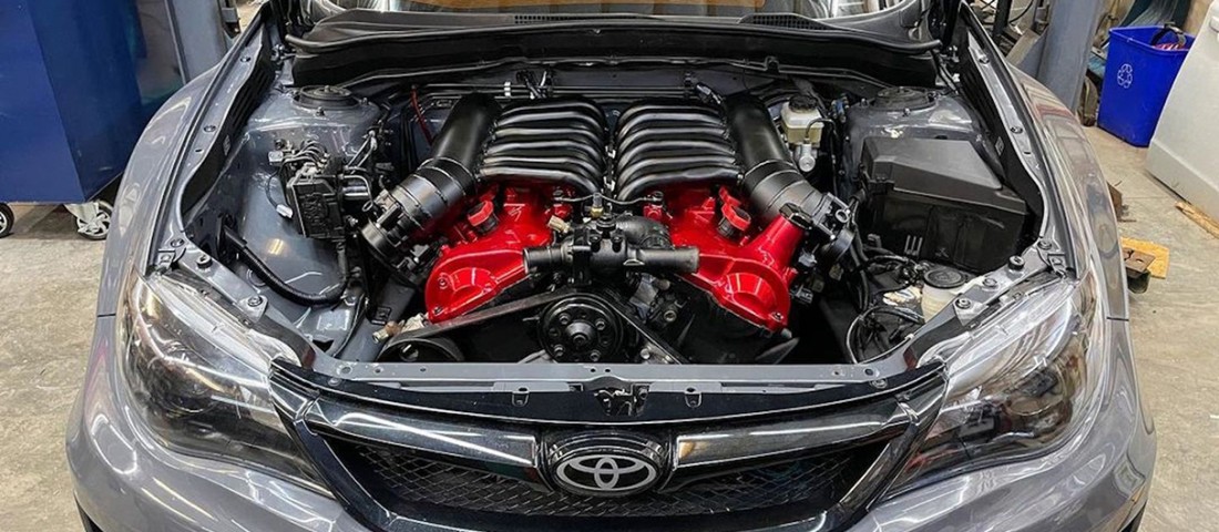 12 nyomós ok, amiért Toyota-logó került erre a Subarura