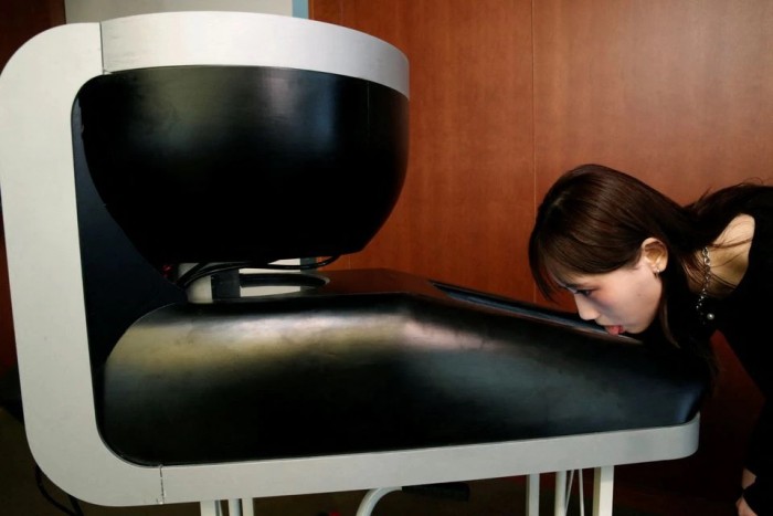 Itt a tévé, ami ízeket is közvetít