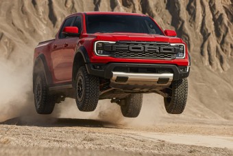 Bemutatta új csúcsragadozóját a Ford