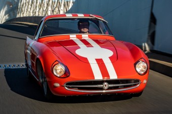 Felújították a világ legritkább, legszebb Škodáját