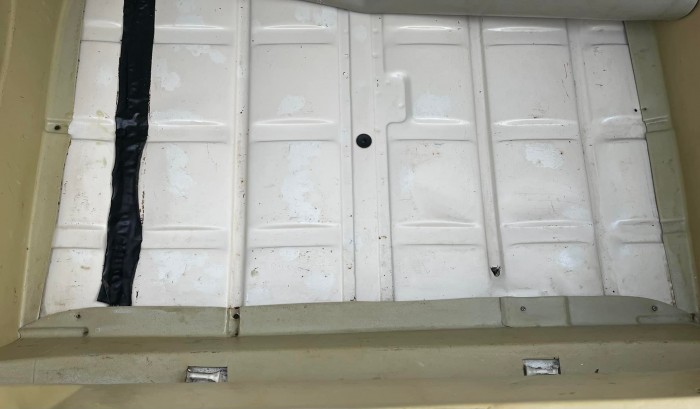 Ha meglátod alulról, megérted, miért kérnek 2,8 milliót ezért az ezerötös Ladáért 7