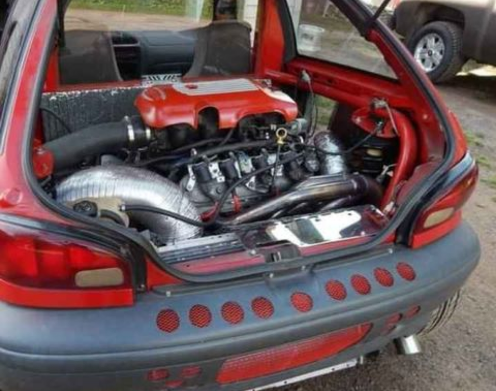 Ez ma a világ legbetegebb, legdurvább Suzukija 4