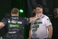 A világ legnagyobb baromsága a pofozóverseny, aminek csak vesztesei vannak 1 A világ legnagyobb baromsága a pofozóverseny, aminek csak vesztesei vannak 1