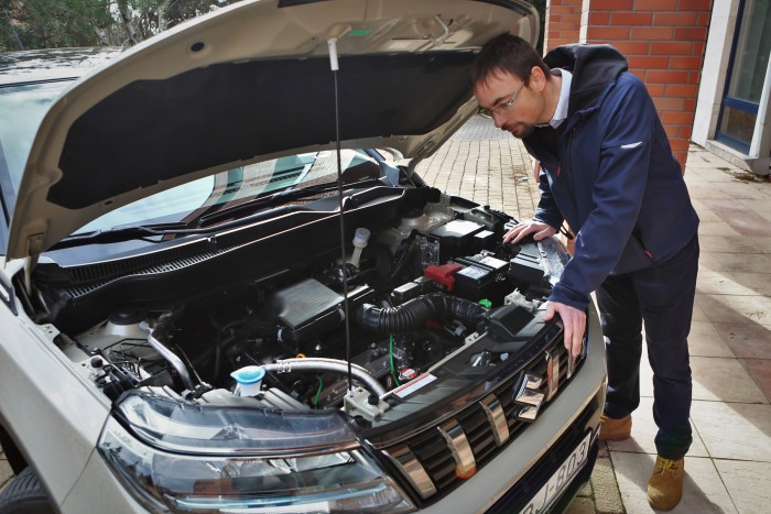 Kipróbáltuk az új hibrid Suzukit 50 Kipróbáltuk az új hibrid Suzukit 50