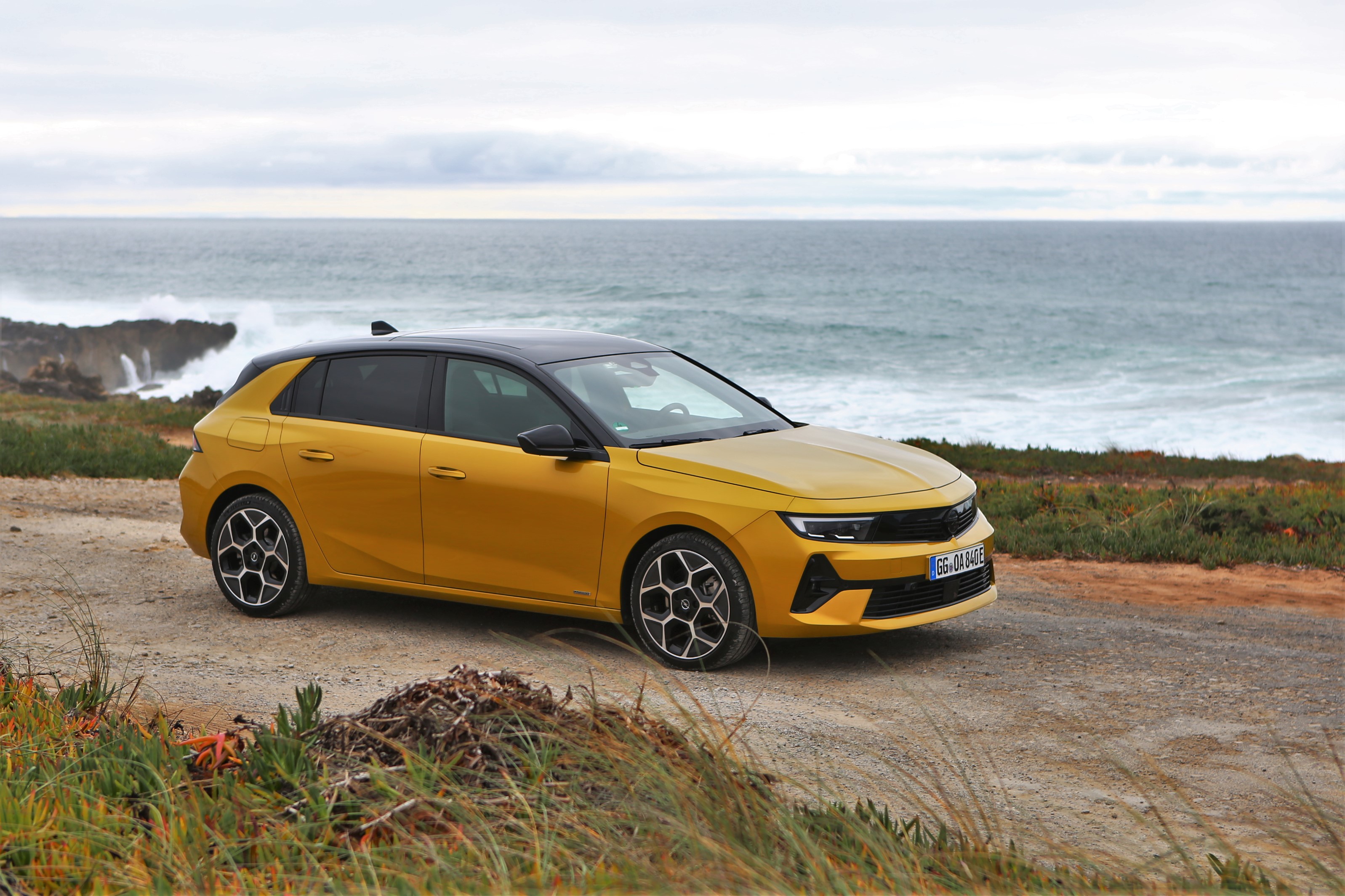 Árammal és dízellel is megy az új Opel Astra 8