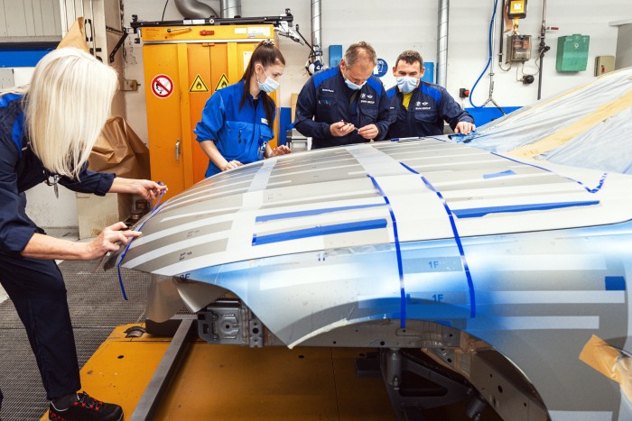 Sorozatgyártású Art Car a BMW-től 7