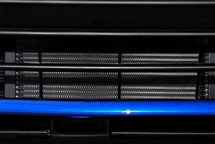 Versenyautót épített a Subaru 6