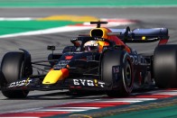 F1: Elkezdődött a teszt, pályán az új autók 59