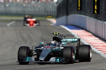 F1: Hatalmas búcsúajándékot kapott Bottas a Mercitől