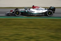 F1: Sokkolta a mezőnyt a Mercedes új autója, megszólaltak a szabályosságáról 1