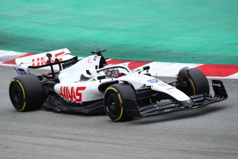 F1: Beismerték, lekésheti a tesztet a Haas