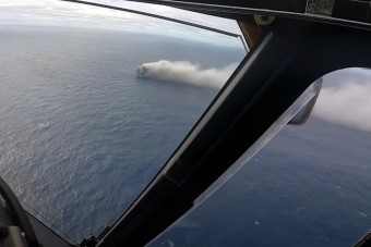 Rengeteg Porsche, Lamborghini és Bentley lángol az Atlanti-óceánon