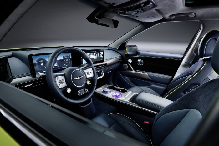 Újabb prémium-villanyterepjáró érkezik Európába 8