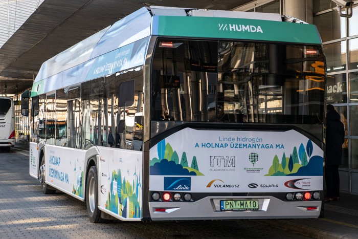 Hidrogénhajtású busz állt forgalomba itthon, ingyen próbálhatja ki mindenki 1 | Vezess Hidrogénhajtású busz állt forgalomba itthon, ingyen próbálhatja ki mindenki 1