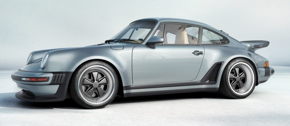 Feladja elveit a világ legismertebb Porsche-átépítője