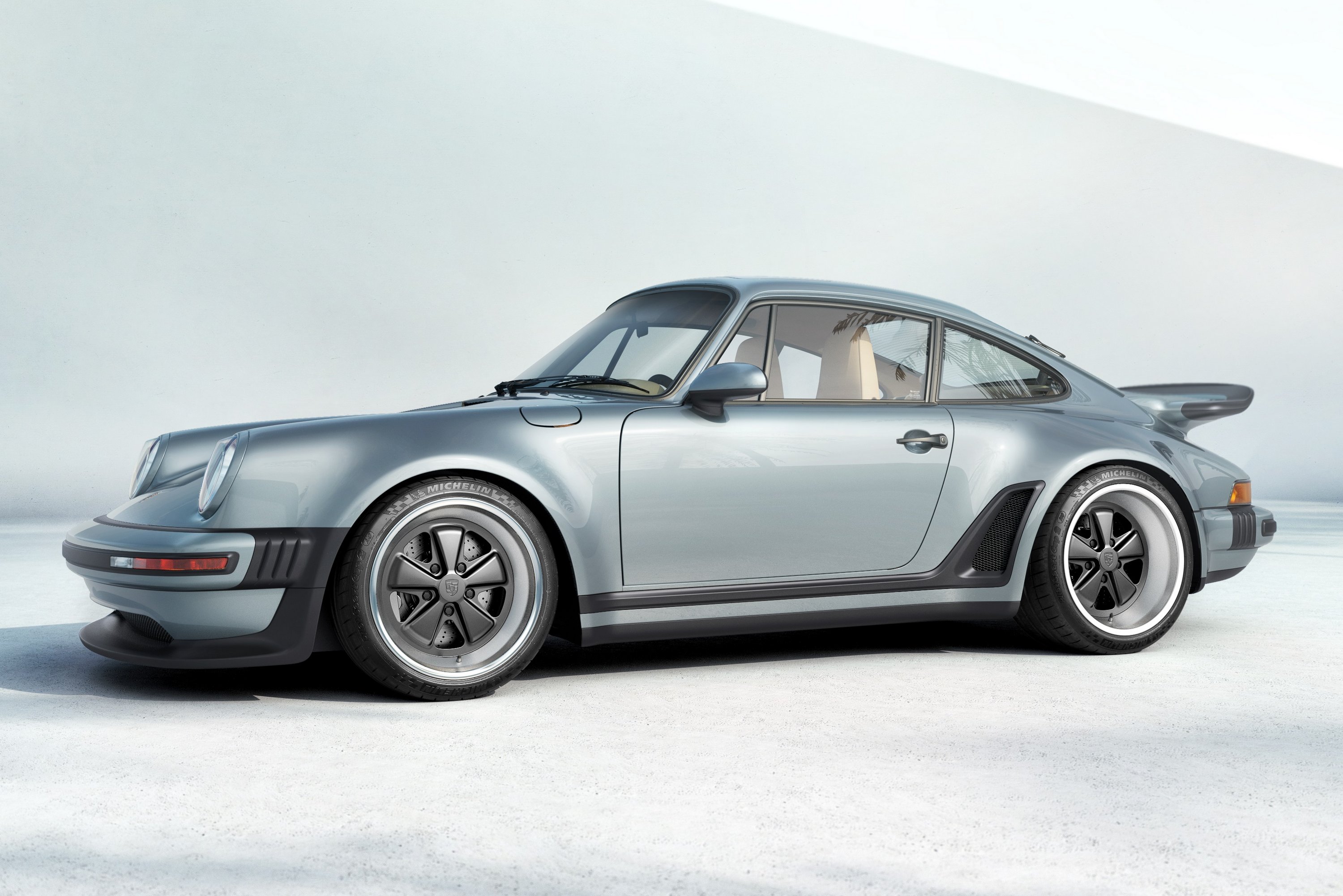 Feladja elveit a világ legismertebb Porsche-átépítője 4
