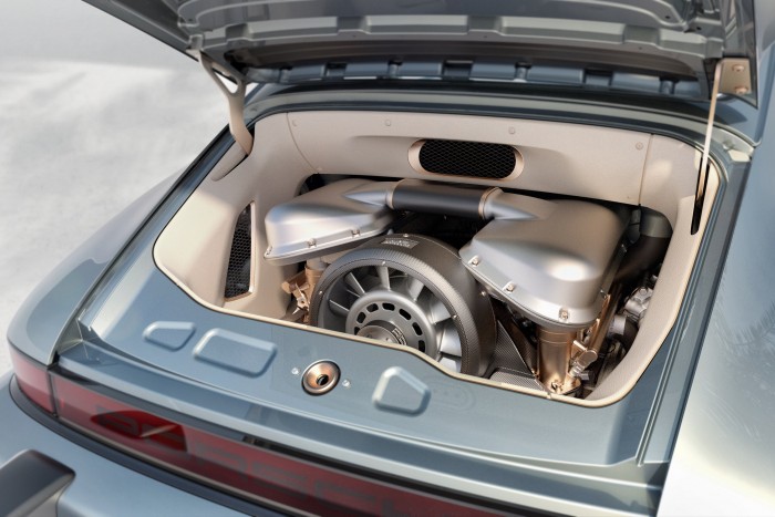 Feladja elveit a világ legismertebb Porsche-átépítője 7