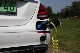Így változtatja meg a magyar autós életét a villanyautózás