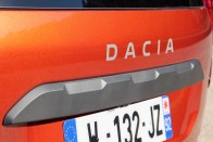 Itt az új Dacia. A magyarok kedvence lehet 106