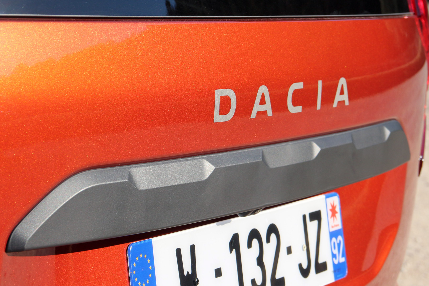 Itt az új Dacia. A magyarok kedvence lehet 32